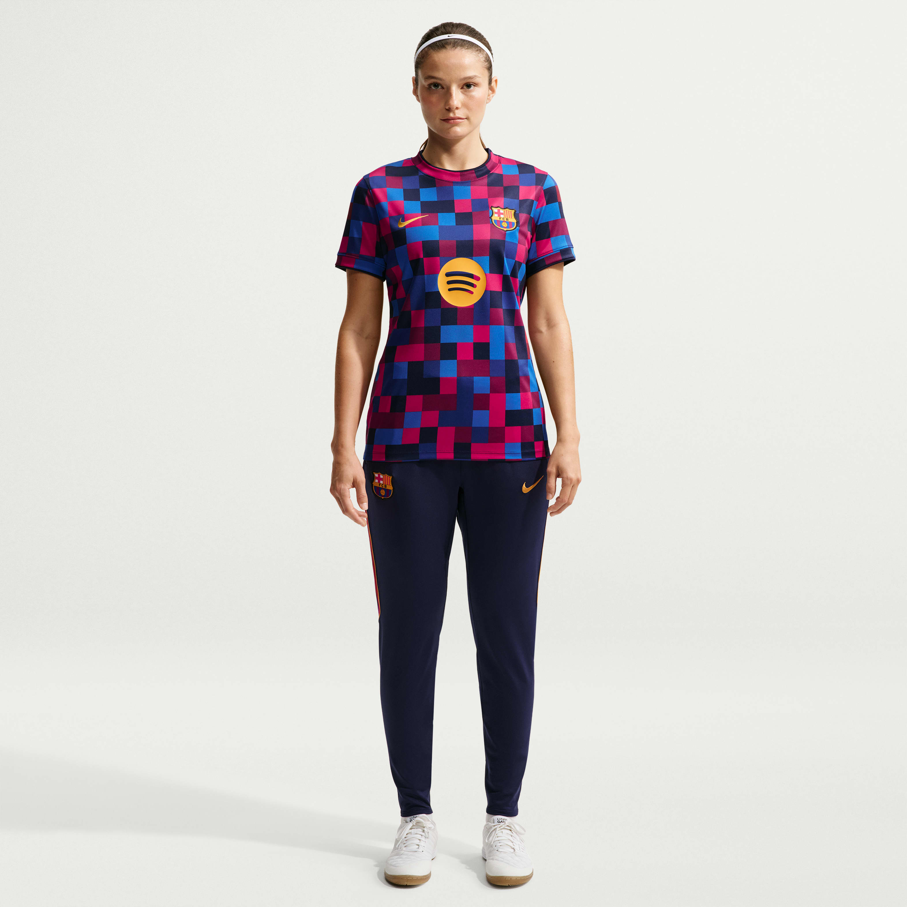 Nike FC Barcelona Standard Issue Away Men's Nike Dri-FIT Soccer 1